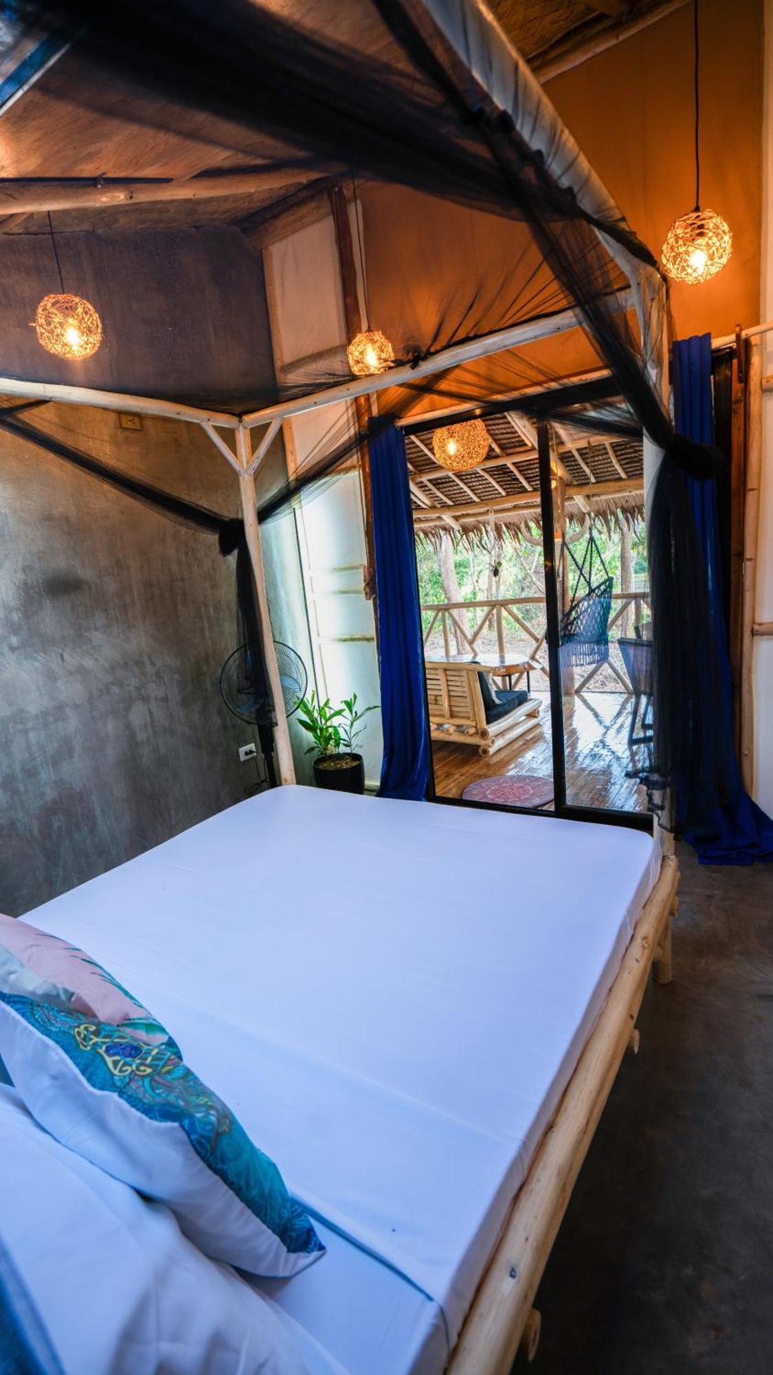 Carabao Lodge - 2 Bedroom House With Ac & Plunge Pool El Nido Extérieur photo